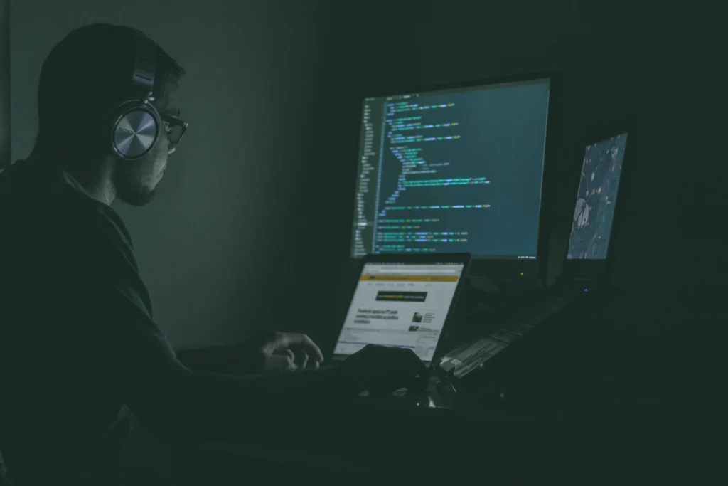 3 Benefits of Outsourcing Your Cyber Security Monitoring