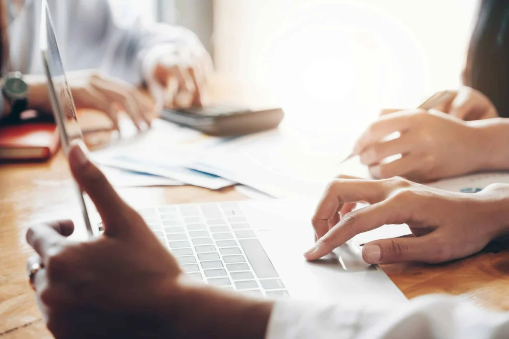 Using Business Intelligence to Make Better Decisions