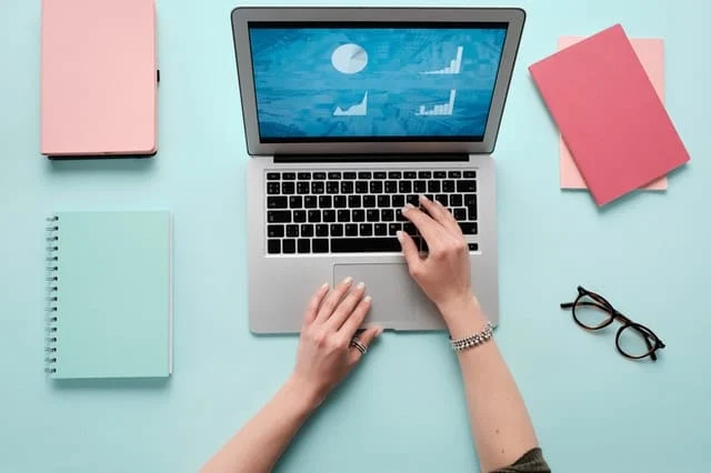 How Data Analytics Benefits E-Commerce Brands
